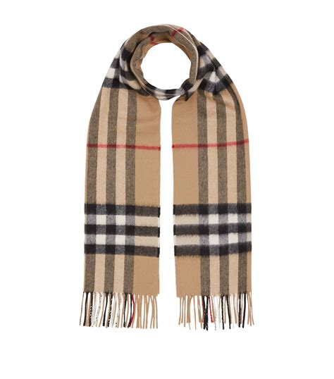 burberry scarf street style|Burberry scarf for men.